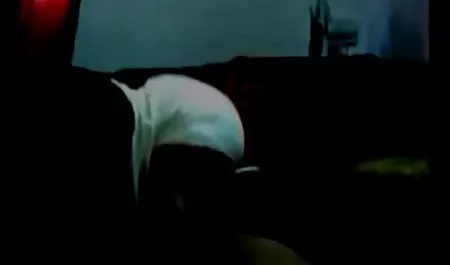 (هیچ)نه تنها در دختران روسی سکسی کریسمس اتاق کریسمس
